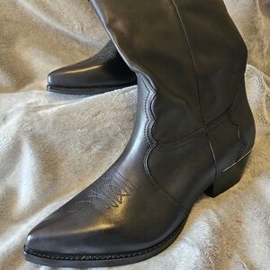 DKNY Laila Boots
